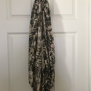 Woman’s scarf.